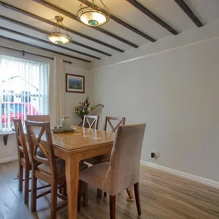 Acorn * Keswick (Cumbria)